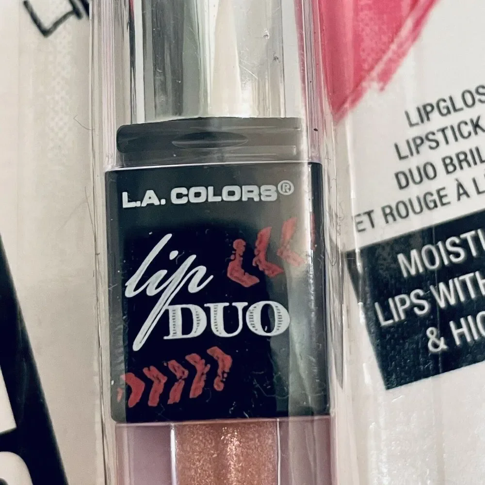 NWT  L.A. Colors Lip Duo Lip Gloss/Lipstick CBLG822 Twinkle High Shine Pink